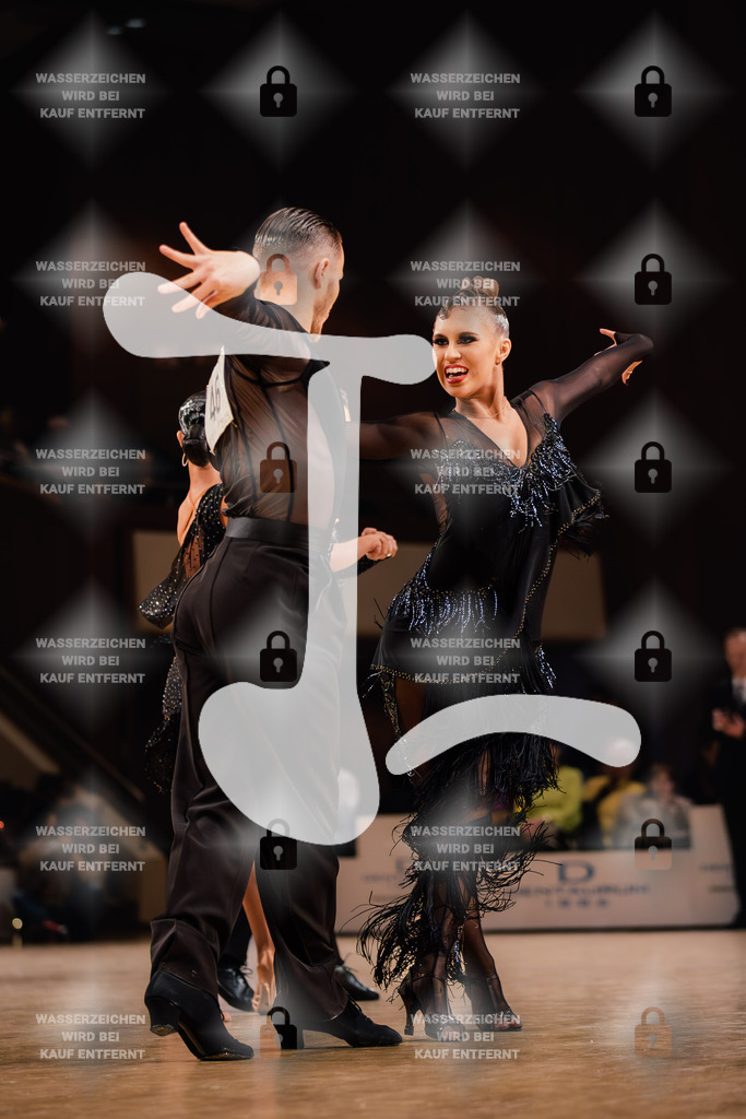 Goldstadtpokal 2025 - WDSF World Open Latin 22nd (46) Germo-Carl Somer _ Laura Laasik (Estonia)-2025-01-25-5593 | Webshop for digital downloads and prints of dance sport, event & show photographer Julian Link - Realisiert mit Pictrs.com