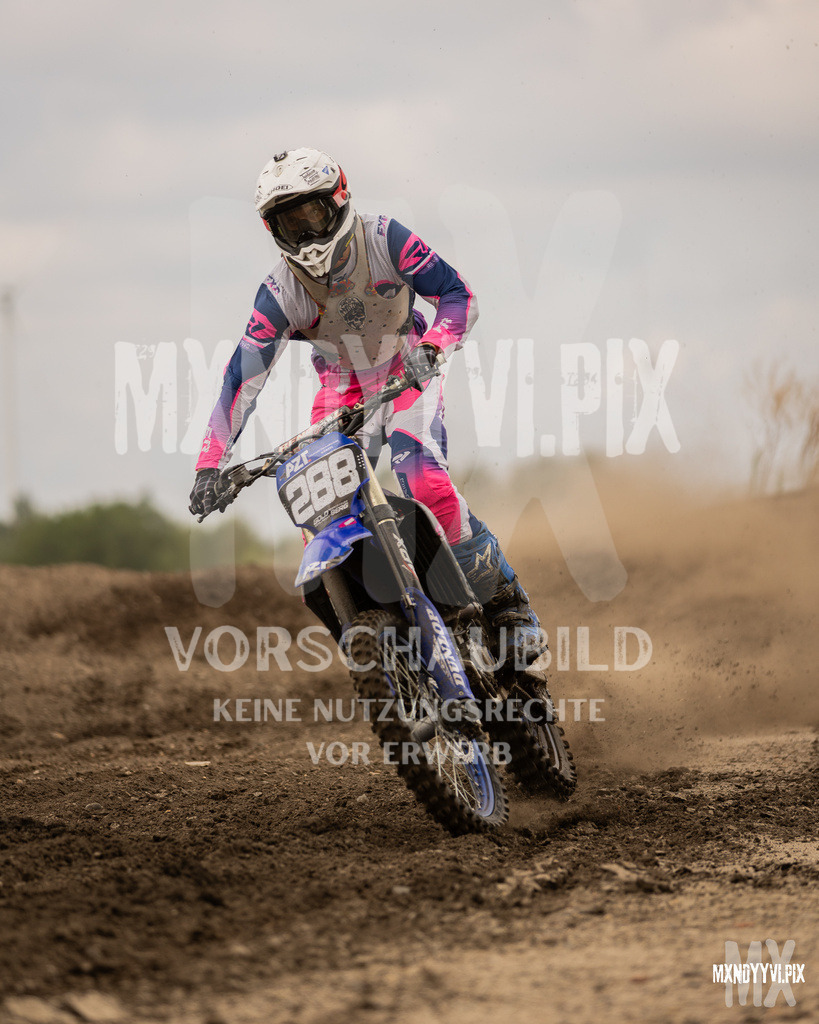 866A1587 | mxndyyvipix