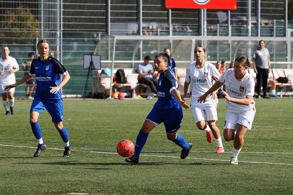 FCHMÜN_250907_4850 | Fotopresso – Sportfotografie in Heidenheim & Umgebung. Professionelle Sportfotografie für unvergessliche Momente. Dynamische Action-Shots, emotionale Szenen & hochwertige Bilder. - Realisiert mit Pictrs.com