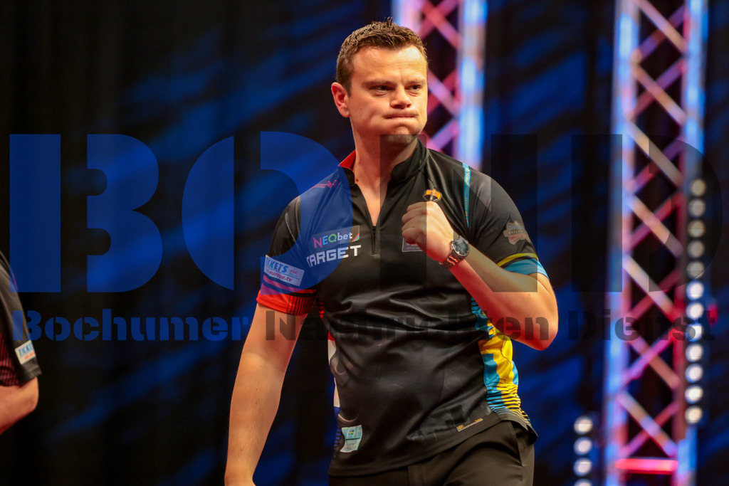 PDC European Darts Open 2024 | {headline}(Foto: Sebastian Sendlak / BOND) - Realisiert mit Pictrs.com