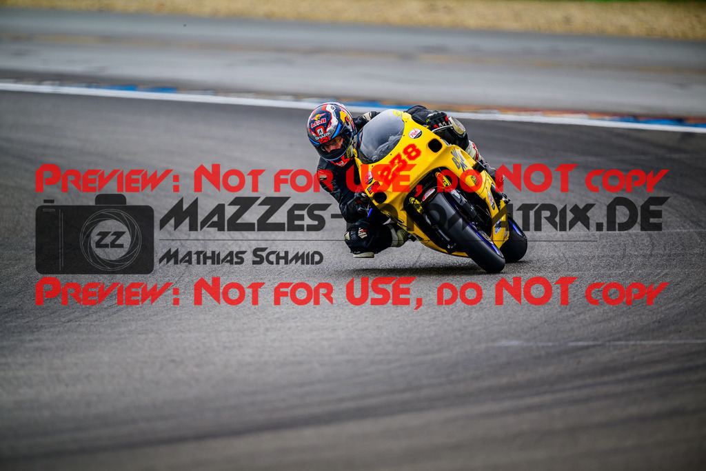 MaZZes_FotoMatrix_240614_6007705_8813 | ROT