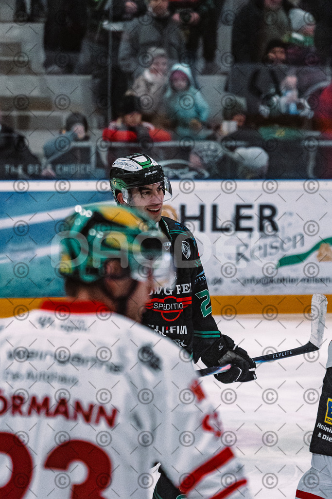 Alligators_vs_Toelz_15_02_2026-19 | Höchstadt Alligators Fotogalerie: Eishockey-Action aus Franken. Professionelle Spielfotos, Portraits & Stadionbilder zum Download. Jetzt entdecken! - Realisiert mit Pictrs.com