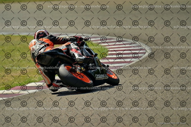 26BT02-1429 | markuskiefer.com - Realisiert mit Pictrs.com