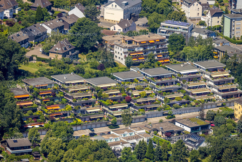 Muelheim230704563 | Luftbild, Terrassenhäuser Am Hang mit bepflanzten Balkonen, Saarn - West, Mülheim an der Ruhr, Ruhrgebiet, Nordrhein-Westfalen, Deutschland