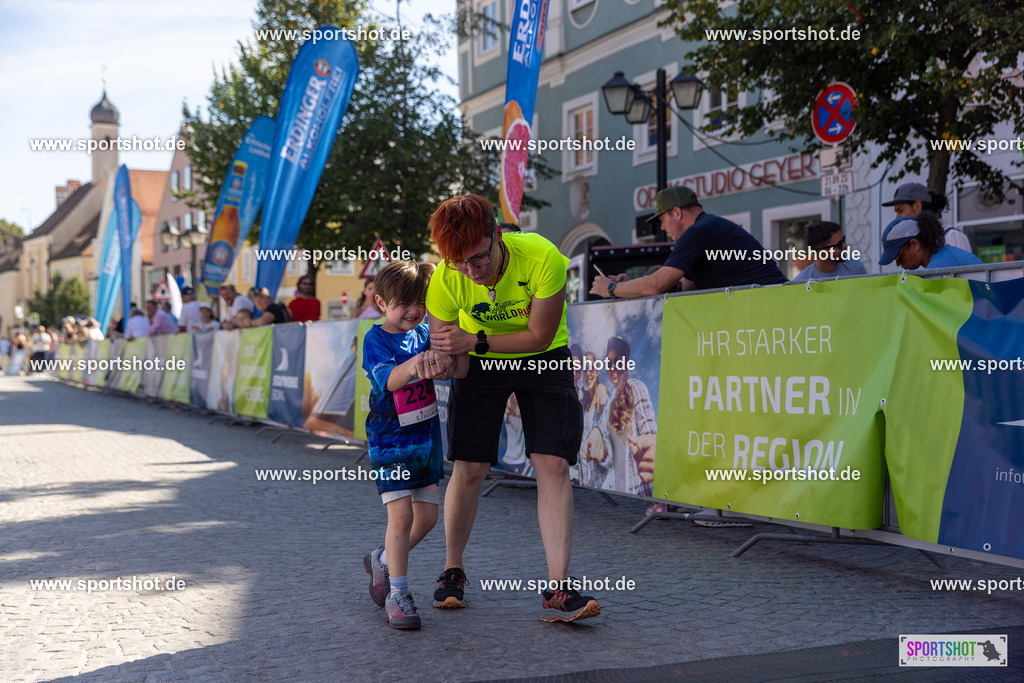 VJ__3120 | Stadtlauf Erding 2025 #stadtlauferding #erdingstadtlauf #stadtlauf_erding #laufmotivation #trisporterding #yourpictrs #sportshot_your_pictrs