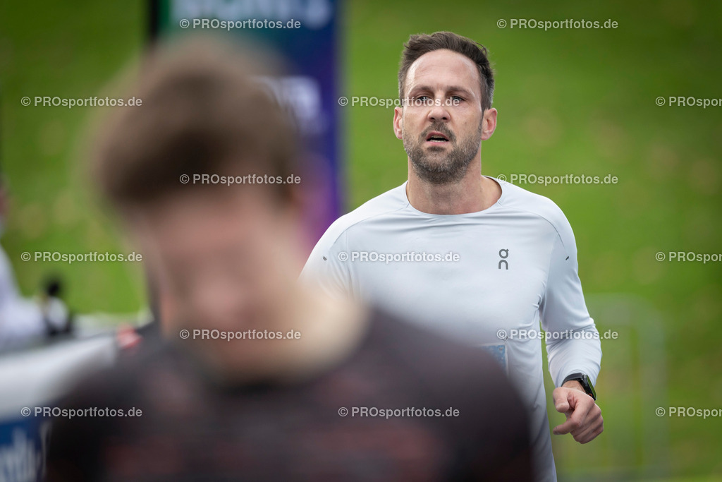 Bonner Nikolauslauf in Bonn, 08.12.2024 | Impressionen vom Bonner Nikolauslauf am 08.12.2024 in Bonn (Freizeitpark Rheinaue). Foto: BEAUTIFUL SPORTS/Axel Kohring