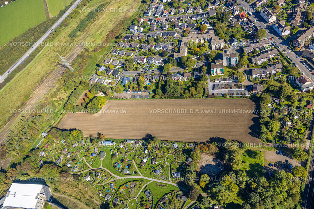 Witten241000311 | Luftbild, Wiesenfläche Am Kämpen, Kleingartenverein Mellmausland e.V., Wohnsiedlung in Rüdinghausen, Witten, Ruhrgebiet, Nordrhein-Westfalen, Deutschland