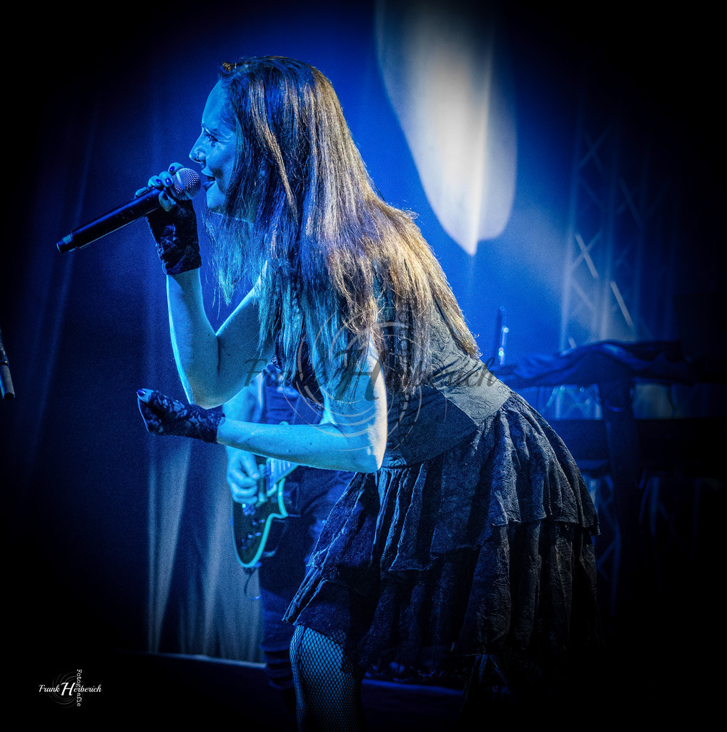 A Night In Temptation 07.02.2026 Geiselwind  | Frank Herberich Fotografie, Frank Herberich, Fotografie, Hochzeit, Portrait, St. Peter Ording, Ording, Westerhever, Nordsee, Frank Fotografie, Hardheim,  Odenwald,Walldürn, Band,Eventfotografie - Realized with Pictrs.com