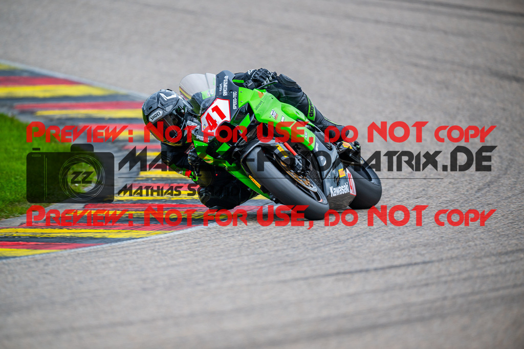MaZZes_FotoMatrix_240503_6007705_6502 | STK1000