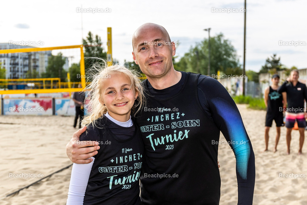 2023-00070764-Vater-Sohn-Turnier |  18.05.2023; Berlin Foto: Gerold Rebsch - www.beachpics.de

