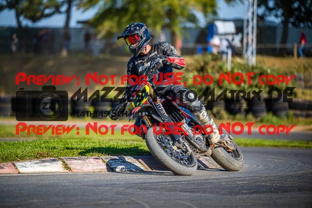 MaZZes_FotoMatrix_230916_4976 | S1