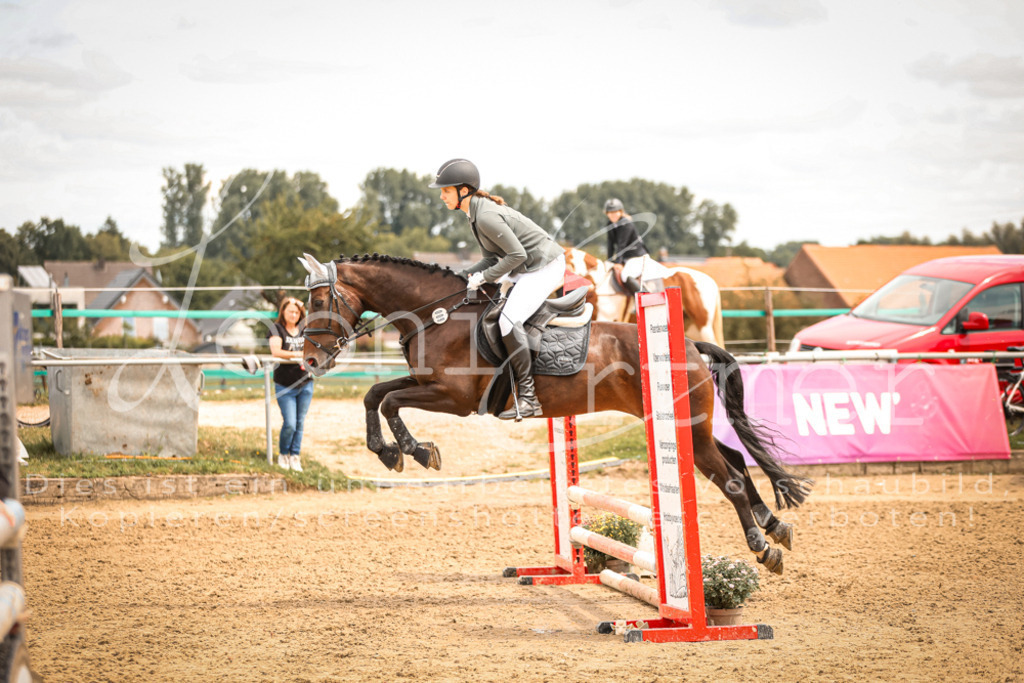 06.SoSpWB00370 | Leoni Ertmer Photography - Realisiert mit Pictrs.com