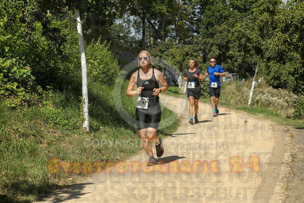 250824_1232_EX1_9651 | Sportfotografie im Rhein-Sieg Kreis, Köln, Bonn, NRW, Rheinland Pfalz, Hessen, etc. Unser Tätigkeitsfeld umfasst den Laufsport vom Volkslauf über den Marathon, Duathlon, Triathon bis zum Ultralauf wie Kölnpfad Ultra oder Schindertrail.