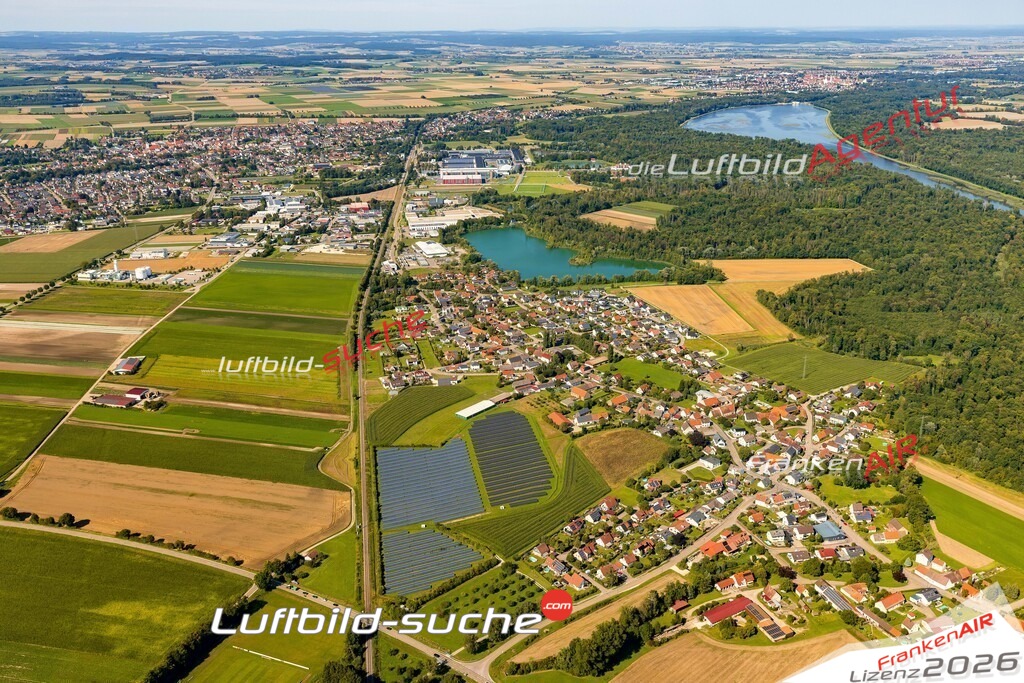 Schöne Luftaufnahme Peterswörth Gundelfingen an der Donau - Die Luftaufnahme wurde 2025 vom Flugzeug heraus erstellt ( keine Drohne ) - Hochauflösende Luftaufnahme - für professionelle Ausdrucke geeignet. Die Geschenkidee !Mit Lizenz und Bildrechte bestellbar