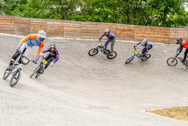 BayBMX2026-04884 | Fotogalerie von Thomas Dettweiler mit Eventbildern und lizenzfreien Fotos. Perfekt als Wandbild, für Büro, Website oder private Nutzung. - Realisiert mit Pictrs.com