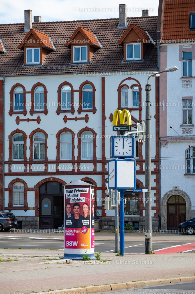 10049-14231 - Wahlplakate in Halberstadt | Stockfoto und Bilderpool mit Bildmaterial aus Deutschland, dem Harz, Halberstadt, Quedlinburg, Wernigerode und weltweit. Qualitativ hochwertige und professionelle Fotos anschauen und kaufen. - Realisiert mit Pictrs.com