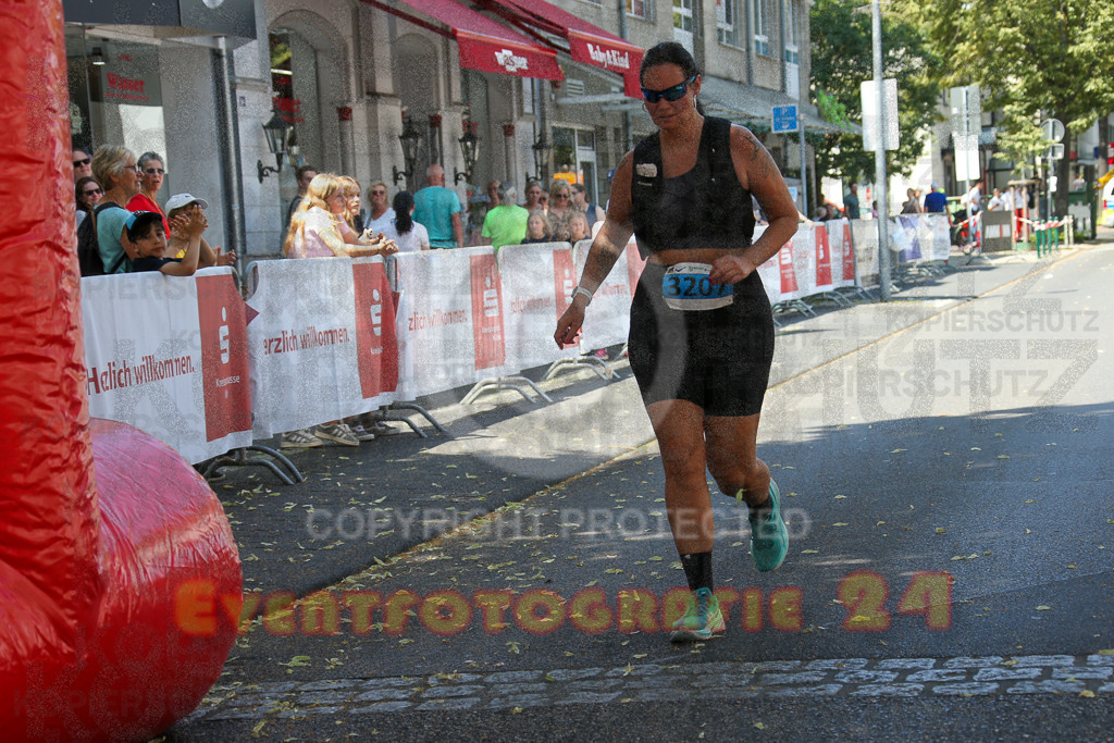 250621_1244_EX1_6118 | Sportfotografie im Rhein-Sieg Kreis, Köln, Bonn, NRW, Rheinland Pfalz, Hessen, etc. Unser Tätigkeitsfeld umfasst den Laufsport vom Volkslauf über den Marathon, Duathlon, Triathon bis zum Ultralauf wie Kölnpfad Ultra oder Schindertrail.