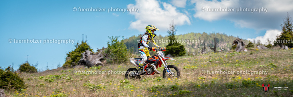 fuernholzer_250501-C2-278-2 | Fotografische Impressionen von der Red Stag Enduro Extreme by fuernholzer-photography.com. Endurosport in Österreich fotografisch festgehalten von fuernholzer. Auftragsfotografie für Private, Gewerbefotos und Industriefotografie. Eventfotografie, Sportfotografie und Motorsportfotografie. Anbieter von Fotoworkshops, Fototraining, fotografischen Vorträgen und Fotoseminaren.