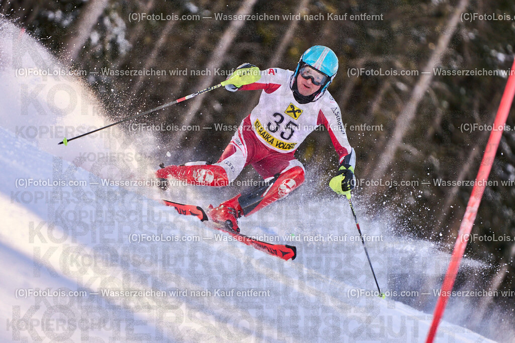 ALP6547_MASTERS-OeM-SL_Glungezer_Guggenbichler Juergen | Alpine Österreichische Mastersmeisterschaften auf dem Glungezer. Tiroler Skiverband, SC Volders, SLALOM - 2. Durchgang, So 2. März 2025.