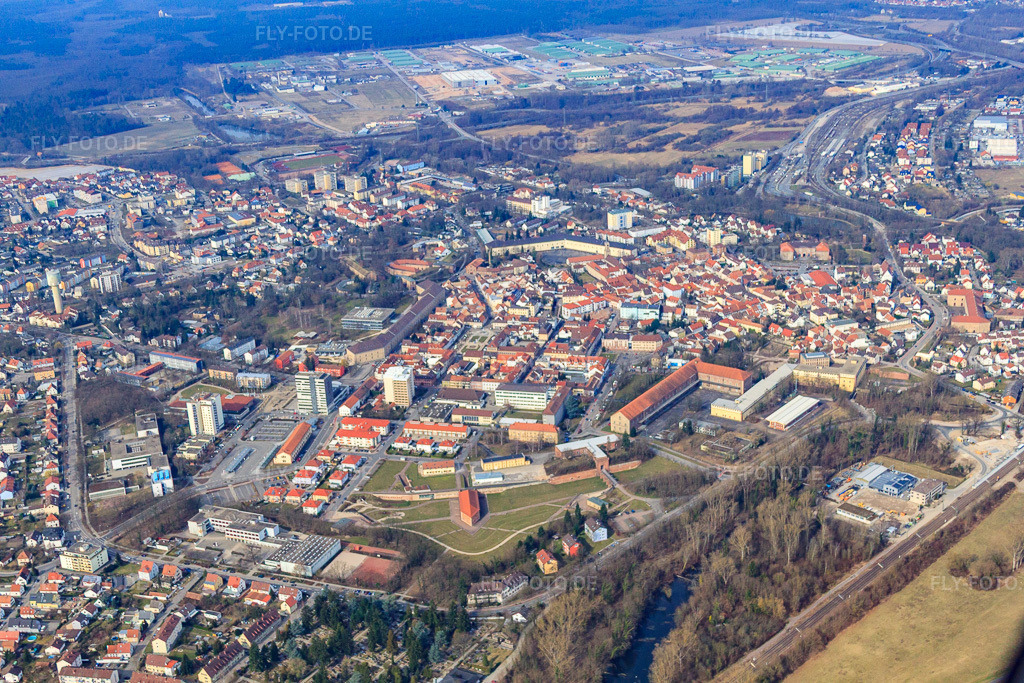 Luftbild: Stadtpark Fronte Lamotte, Germersheim, Luitpoldplatz und Tournuser-Platz in Germersheim im Bundesland Rheinland-Pfalz in Deutschland. Foto: IMG_37801.jpg vom 12.03.2011 durch Werner Riehm/FLY-FOTO.deStadt Germersheim