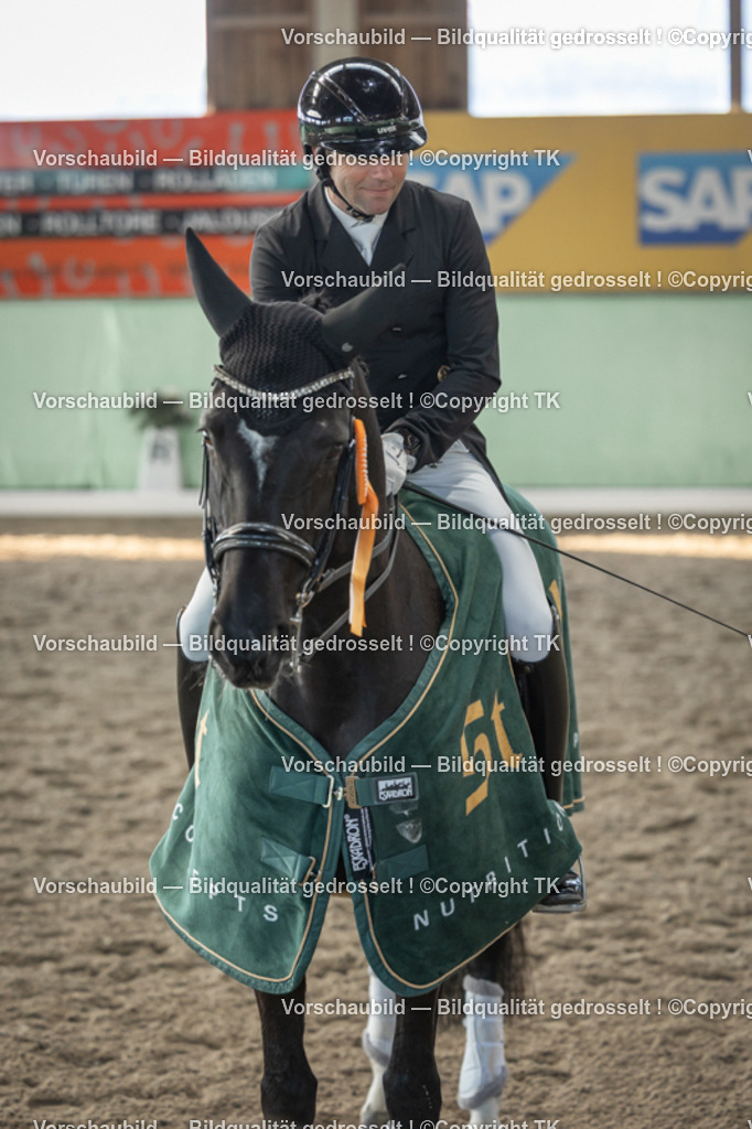 _D5A8113 | Emotionale Pferde- & People-Fotografie rund um Heidelberg, Leimen & Umgebung. Natürliche Fotos von Pferd, Mensch & Familie. Jetzt Termin sichern!