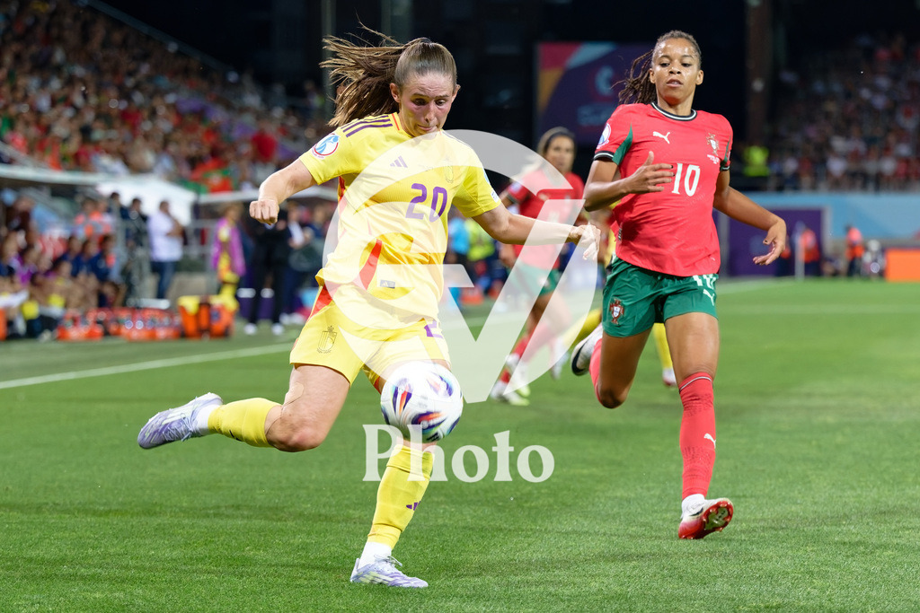 Portugal v Belgium: UEFA Women's EURO 2025 Group B | SION, SWITZERLAND - JULY 11: Marie Detruyer of Belgium (L) shoots under pressure from Jessica Silva of Portugal (R)  during the UEFA Women's EURO 2025 Group B match between Portugal and Belgium at Stade de Tourbillon on July 11, 2025 in Sion, Switzerland. (Photo by Giuseppe Velletri/Sports Press Photo/Getty Images)