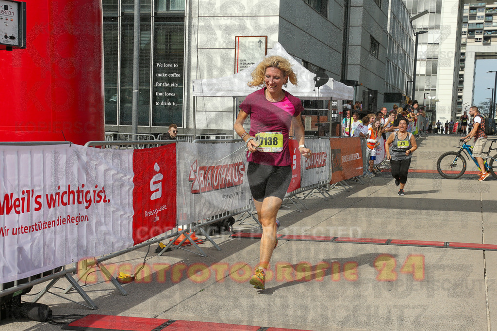 250920_1340_EX1_6111 | Sportfotografie im Rhein-Sieg Kreis, Köln, Bonn, NRW, Rheinland Pfalz, Hessen, etc. Unser Tätigkeitsfeld umfasst den Laufsport vom Volkslauf über den Marathon, Duathlon, Triathon bis zum Ultralauf wie Kölnpfad Ultra oder Schindertrail.
