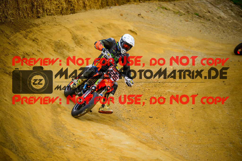 MaZZes_Fotomatrix_20251011_6021986_3639 | SENIOR