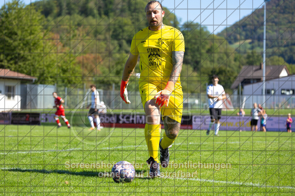 20260906_131623_0107_(c)_by_PhotoPeet | #,1.FC Donzdorf II (rot) vs. SGM Jebenhausen-Bezgenriet (weiß), Fußball, Kreisliga A3 - Bezirk Neckar/Fils, 02. Spieltag, Saison 2026/2027, Rasenplatz Lautertal Stadion, Süßener Straße 16, 73072 Donzdorf, 06.09.2026 - 13:00 Uhr,Foto: PhotoPeet / Sport- &amp; Eventfotografie / Peter Harich