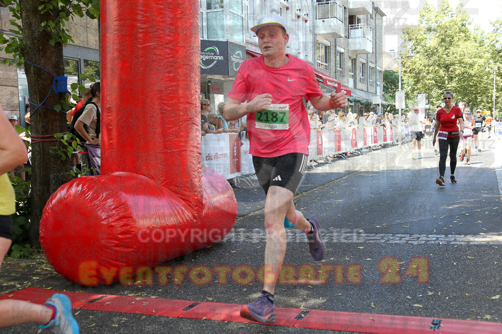 250621_1206_EX1_4871 | Sportfotografie im Rhein-Sieg Kreis, Köln, Bonn, NRW, Rheinland Pfalz, Hessen, etc. Unser Tätigkeitsfeld umfasst den Laufsport vom Volkslauf über den Marathon, Duathlon, Triathon bis zum Ultralauf wie Kölnpfad Ultra oder Schindertrail.