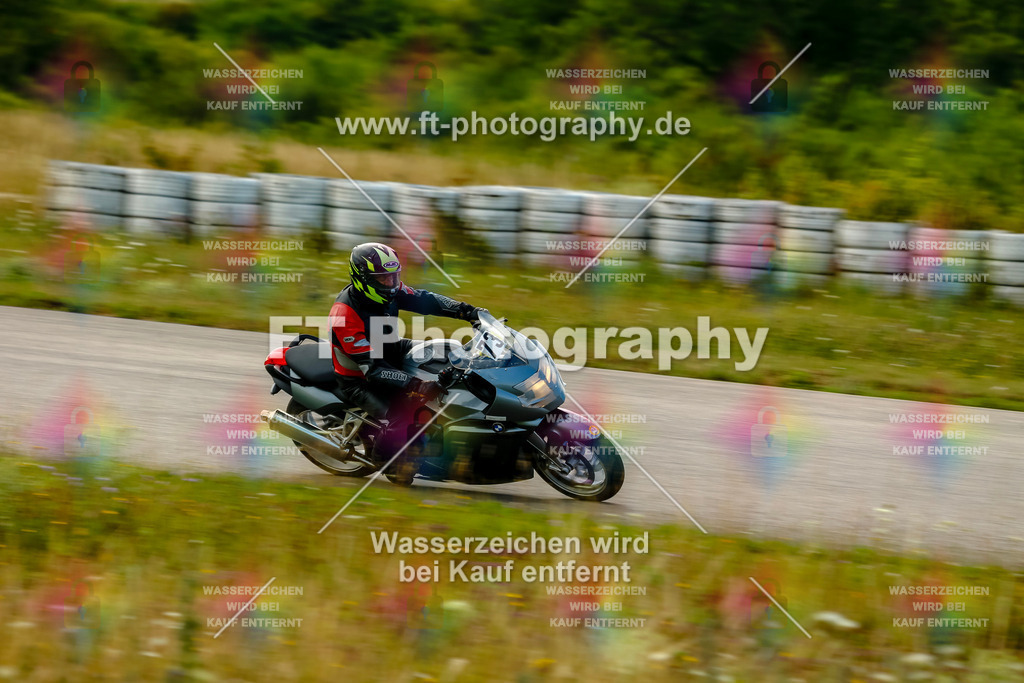 Chambley Juli-0087 | Hier findet Ihr Bilder von Touristenfahrten auf der Nürburgring Nordschleife oder von anderen Veranstaltungen die ich besucht habe. Viel Spass beim Durch Schauen 