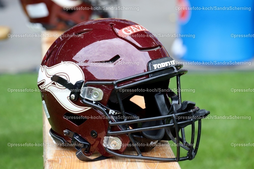 xSSC08062501071 | 08.06.2025, xsscx, American Footballl, Rhein Fire - Paris Musketeers, EFL, Schauinsland-Reisen-Arena, Saison 2025: Helm von Rhein Fire