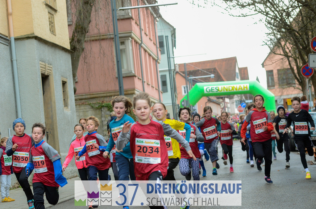 AOK JuniorCup 400m | 3Koenigslauf 2023 - Realisiert mit Pictrs.com