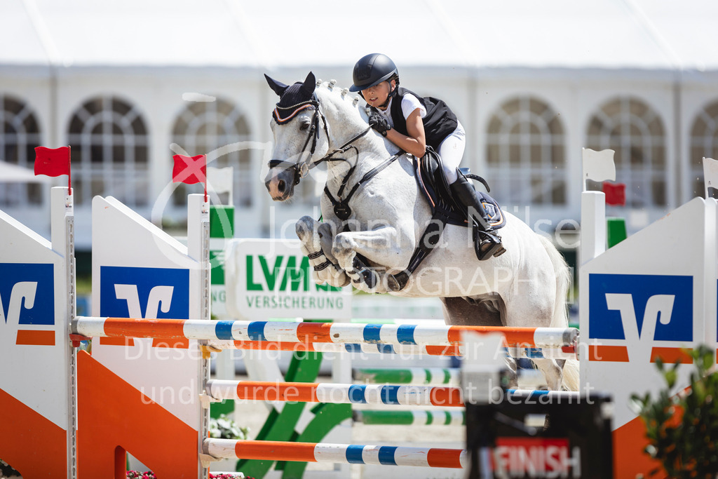 240711_BHO_L-Stil-1-494 | Deine schönsten Turniermomente als professionelle Fotos! Entdecke hochwertige Pferdesport-Fotografie im Online-Shop. Jetzt Fotos finden & bestellen!