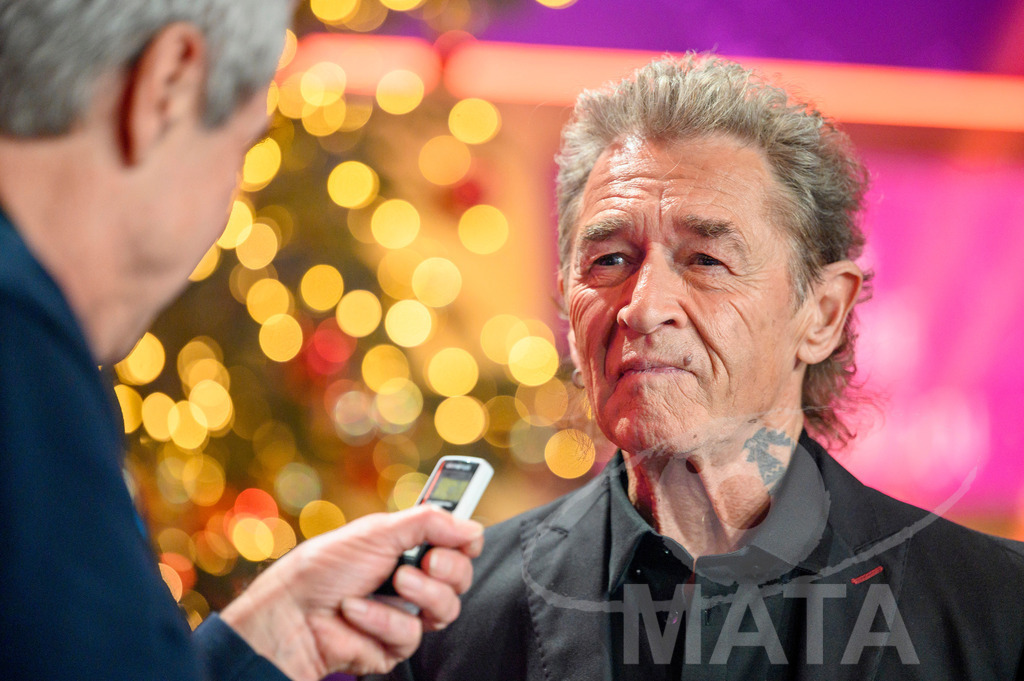 _DWI6464 | Peter Maffay bei '30 Jahre Sternstunden-Gala 2023' in der Frankenhalle. Nürnberg, 15.12.2023 - Realisiert mit Pictrs.com