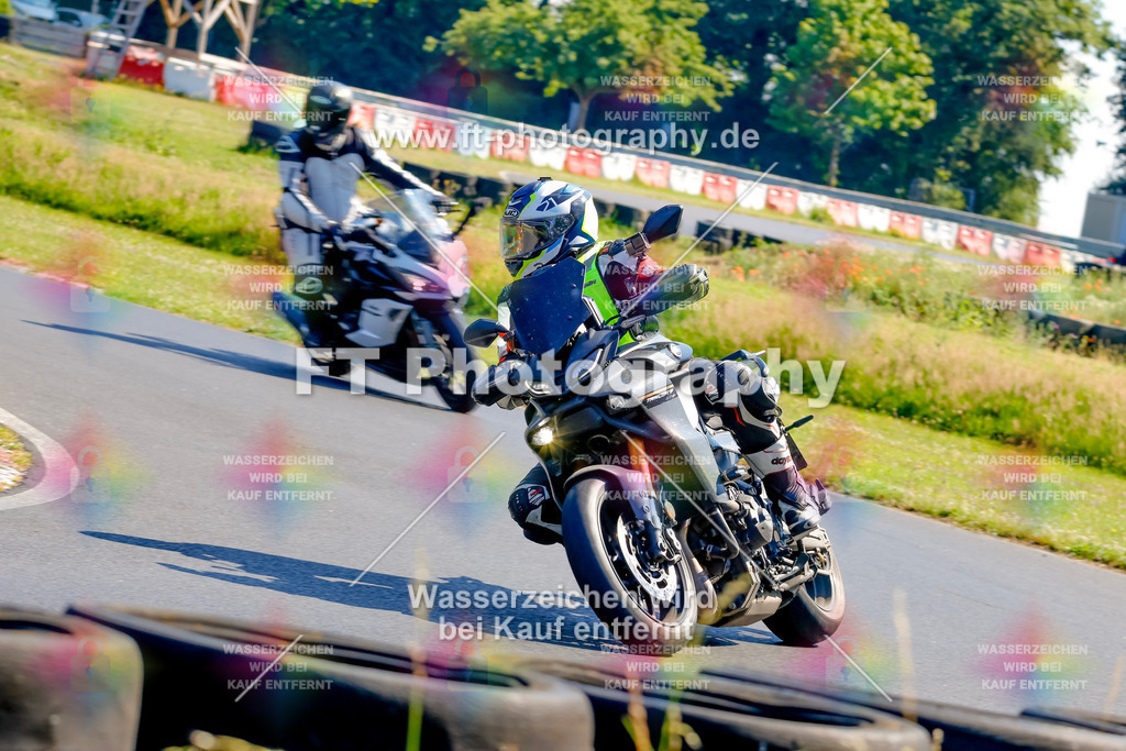_MOT9069 | Hier findet Ihr Bilder von Touristenfahrten auf der Nürburgring Nordschleife oder von anderen Veranstaltungen die ich besucht habe. Viel Spass beim Durch Schauen 