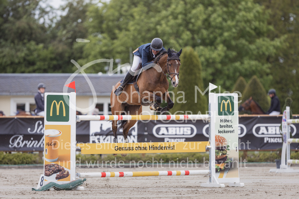 230520_MayDays_Zeit-S-277 | Deine schönsten Turniermomente als professionelle Fotos! Entdecke hochwertige Pferdesport-Fotografie im Online-Shop. Jetzt Fotos finden & bestellen!