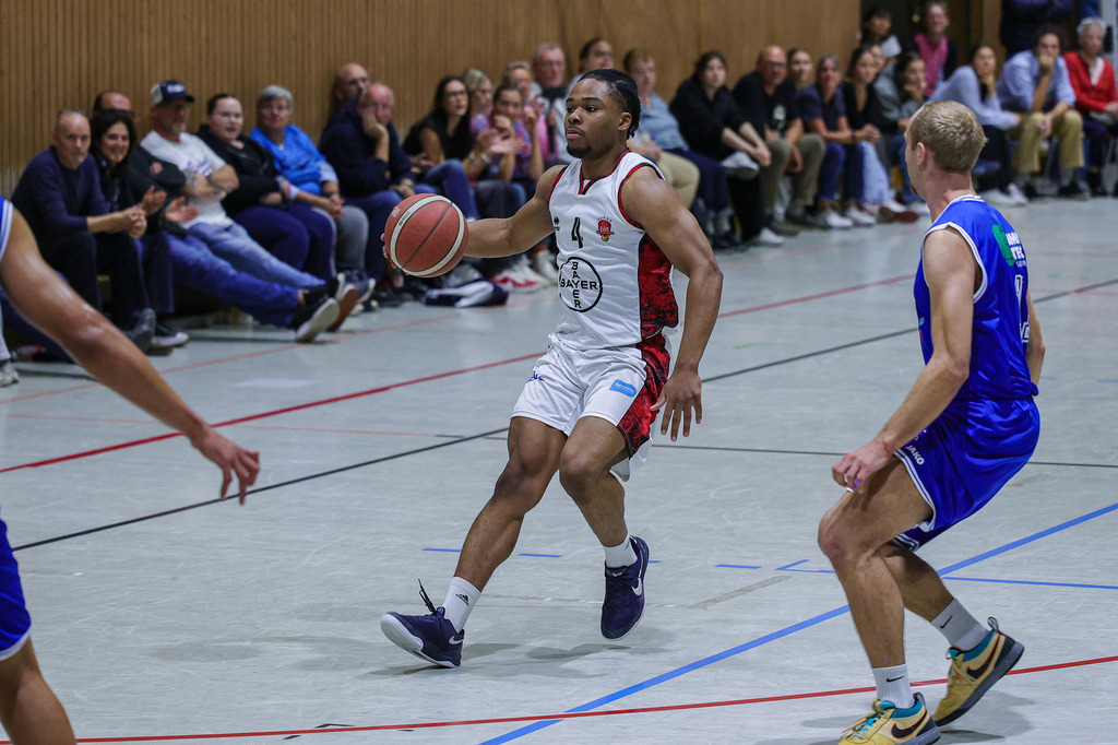 Regio BAYER GIANTS vs NEW Elephants Grevenbroich-42 | Fotos von Basketballspielen aus dem Raum NRW fotografiert von Gero Mueller-Laschet und Daniel Schaefer - Realisiert mit Pictrs.com