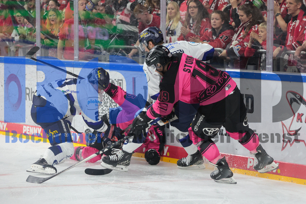 SES_KOLISE20251012-15 | bond - Realisiert mit Pictrs.com