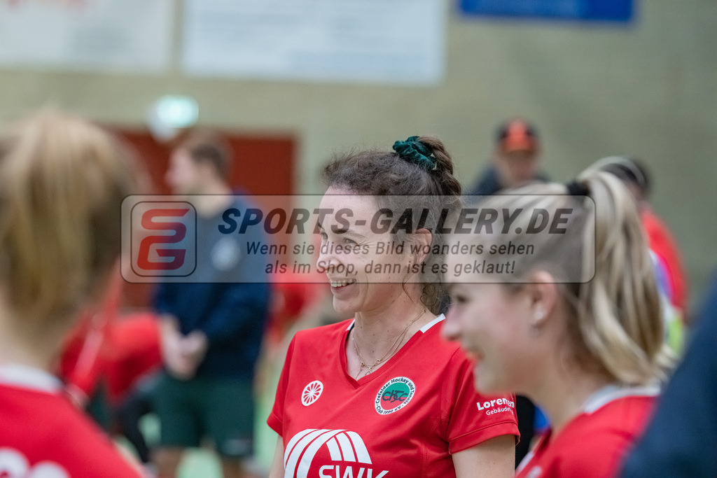 HK_20230122_103136 | 1. Bundesliga ( Halle ) Damen Crefelder HTC - Rot-Weiss Köln am 22.1.2023 Crefelder HTC  ( CHTC ) Halle Glockenspitz , Krefeld , Causin Anna-Sopie ( Crefelder HTC #20 )