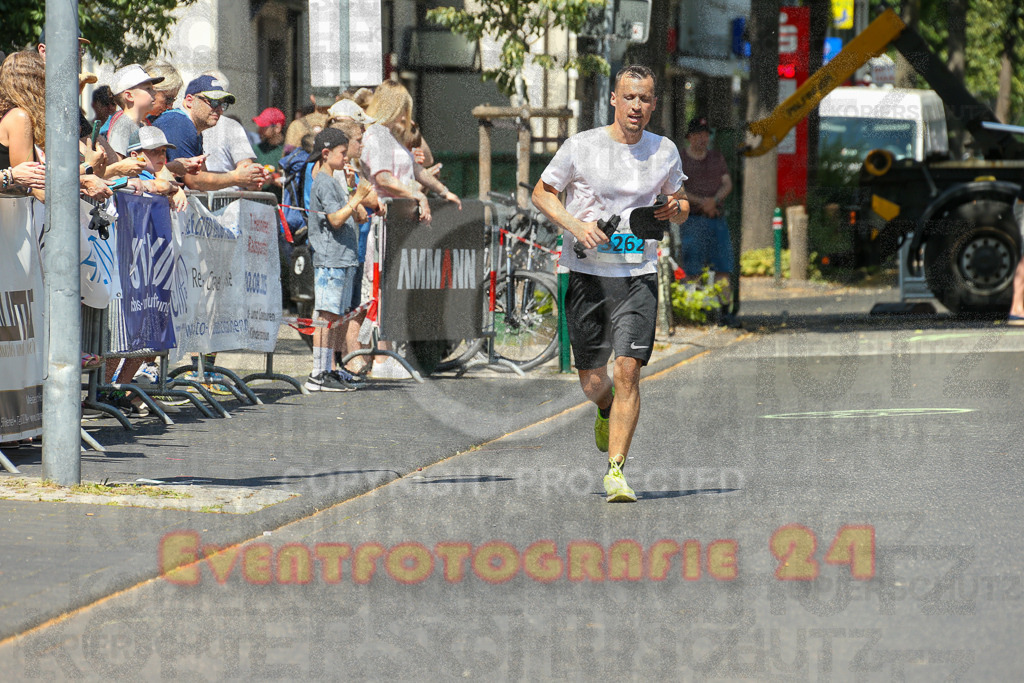 250621_1146_EX1_3968 | Sportfotografie im Rhein-Sieg Kreis, Köln, Bonn, NRW, Rheinland Pfalz, Hessen, etc. Unser Tätigkeitsfeld umfasst den Laufsport vom Volkslauf über den Marathon, Duathlon, Triathon bis zum Ultralauf wie Kölnpfad Ultra oder Schindertrail.