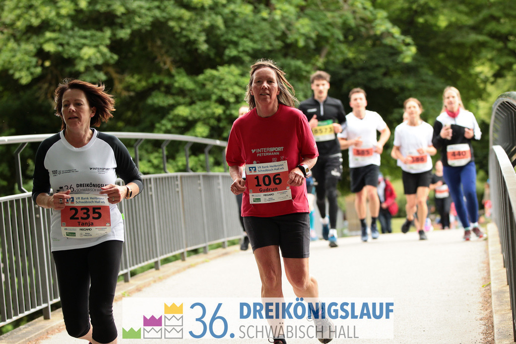 VR Bank Hauptlauf 10km | 3königslauf 2022 VR Bank Hauptlauf - Realisiert mit Pictrs.com