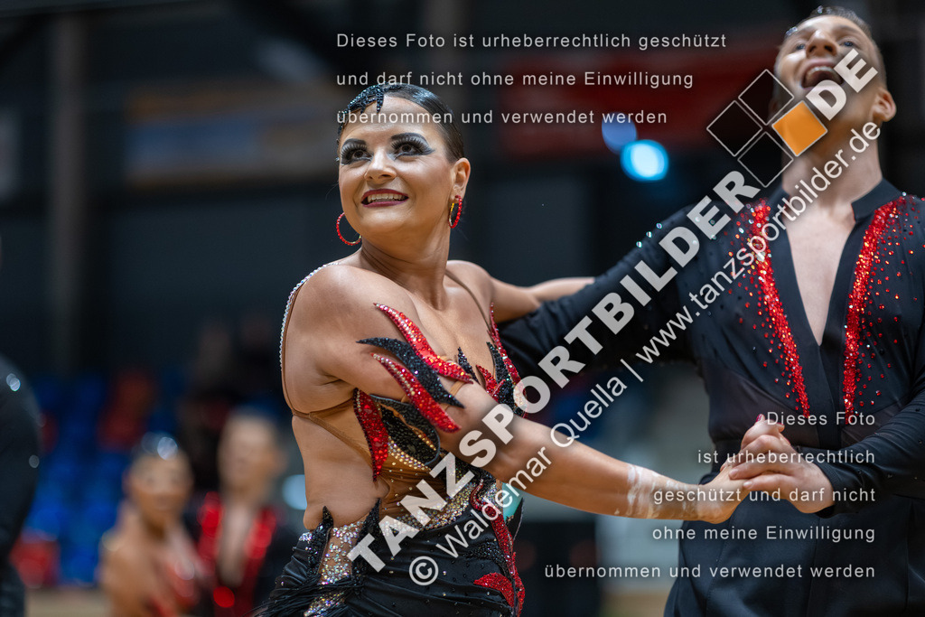 20260328-00686 | Hier finden Sie Tanz Bilder vom Latein und Standard Formationen tanzen. Sportbilder vom Tanzsport. Schöne Fotos und von Weltmeisterschaft, Europameisterschaft, Bundesliga, Regionalliga, Oberliga und Landesliga sowie von GOC Stuttgart, DanceComp, WM Bremen