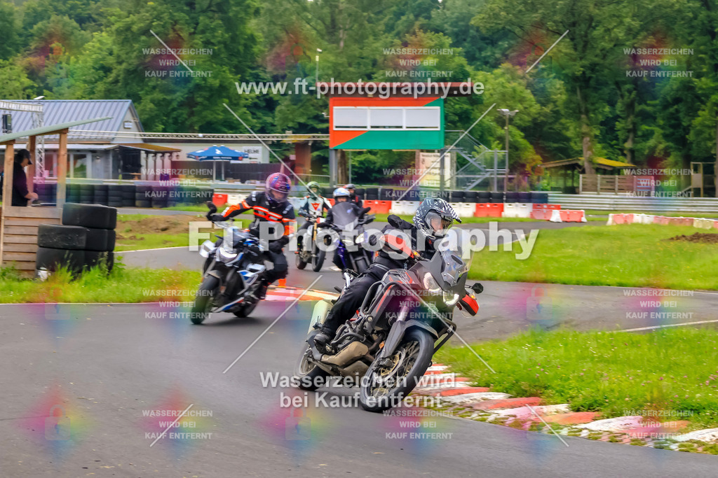 VBK-6257 | Hier findet Ihr Bilder von Touristenfahrten auf der Nürburgring Nordschleife oder von anderen Veranstaltungen die ich besucht habe. Viel Spass beim Durch Schauen 