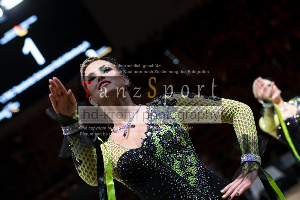 20241109_DM-Formationen_Vorrunde_3319 | Tanzsportbilder, Standardtanz, Lateintanz, WDSF, DTV, LTVB, dancecomp, goc, hessen tanzt, blaues band der spree, walzer, tango, wiener walzer, slowfox, quickstepp, samba, rumba, cha-cha-cha, paso doble. jive, hd-kroft photography, turniertanzsport