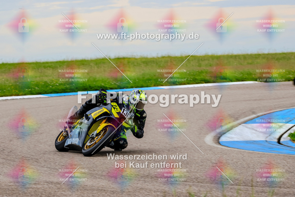 MotoTeam-2002 | Hier findet Ihr Bilder von Touristenfahrten auf der Nürburgring Nordschleife oder von anderen Veranstaltungen die ich besucht habe. Viel Spass beim Durch Schauen 