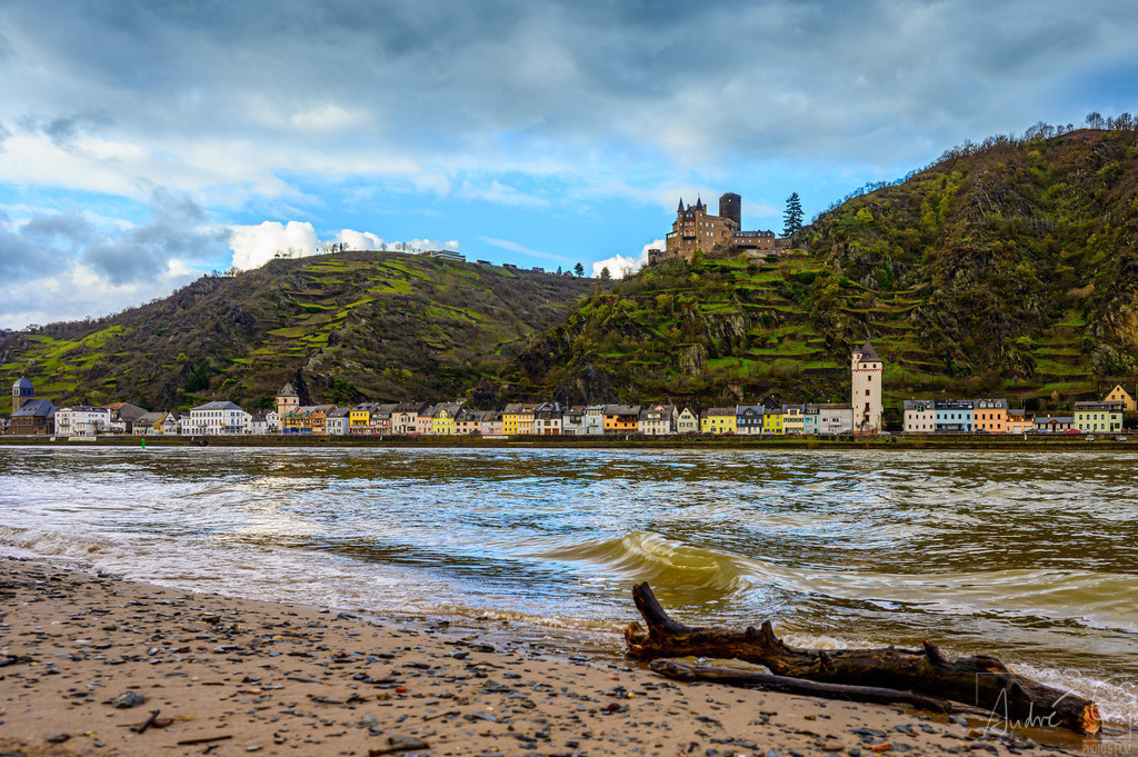 St. Goarshausen & Burg Katz | Online Foto-Shop von André Engelhardt, Filmemacher und Fotograf. Fine Art Prints, Kunstdrucke, Fotogeschenke, Souvenirs von Mosel, Rhein und mehr. 