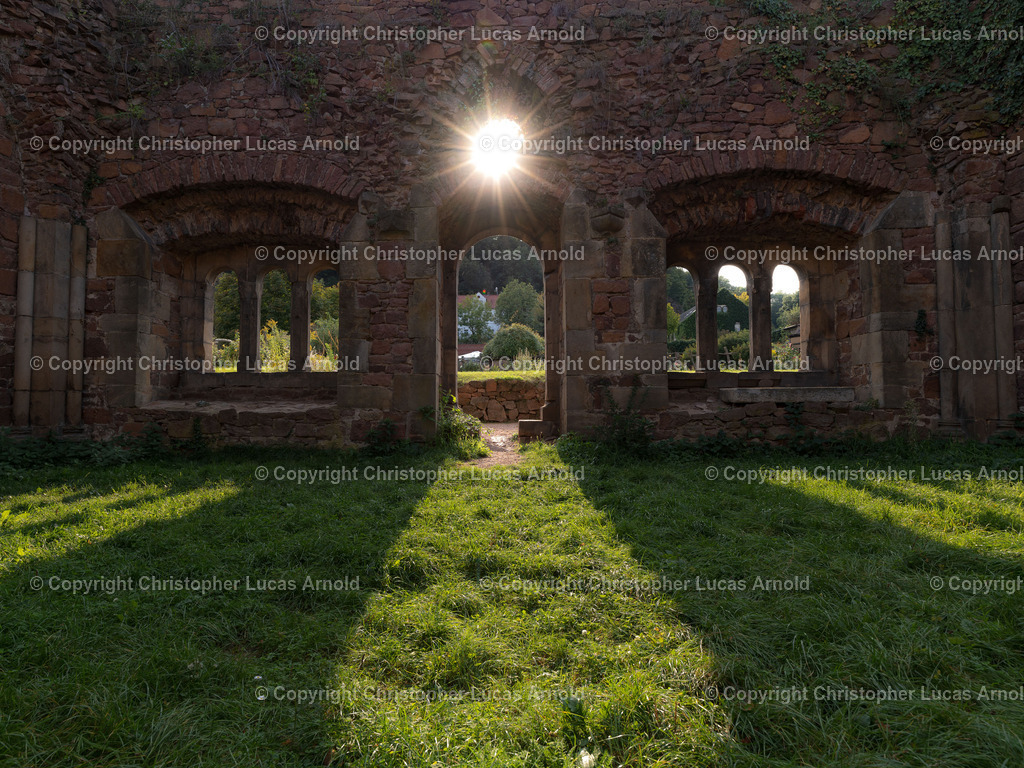 Klosterruine Heilig Kreuz | bildkomponist - Realisiert mit Pictrs.com