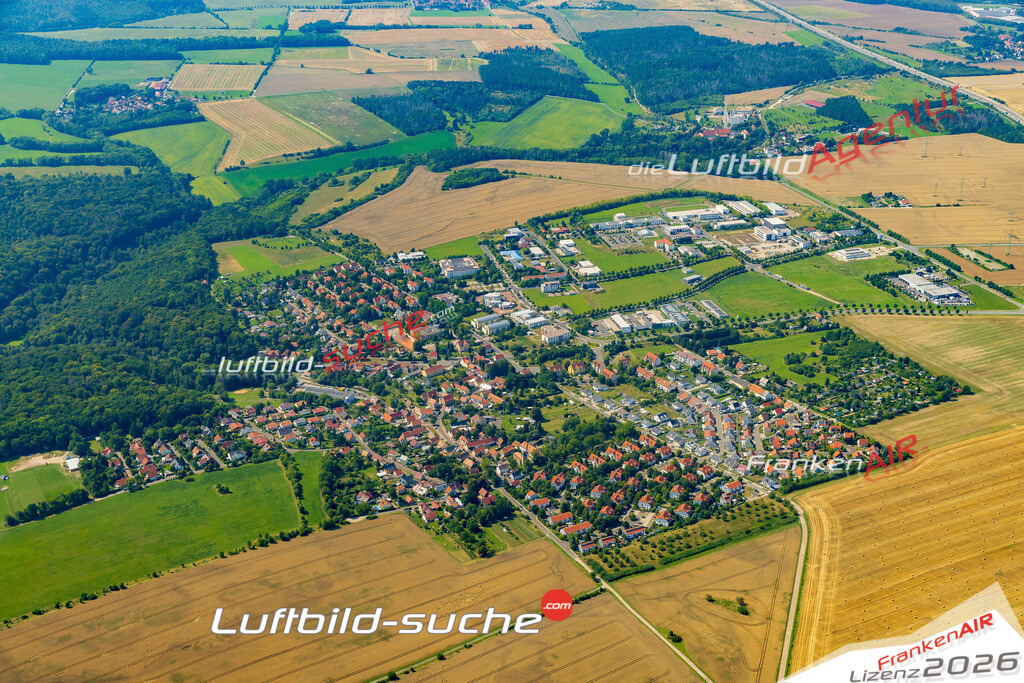 Legefeld Weimar Bild- Das Luftbild wurde 2025 vom UL-Flugzeug heraus erstellt ( keine Drohne bzw. Drohnenaufnahme ) - Hochauflösende Luftaufnahme -Nicht vergleichbar mit Google Maps oder Satelittenbilder- Die Geschenkidee !Mit Lizenz und Bildrechte bestellbar - CC