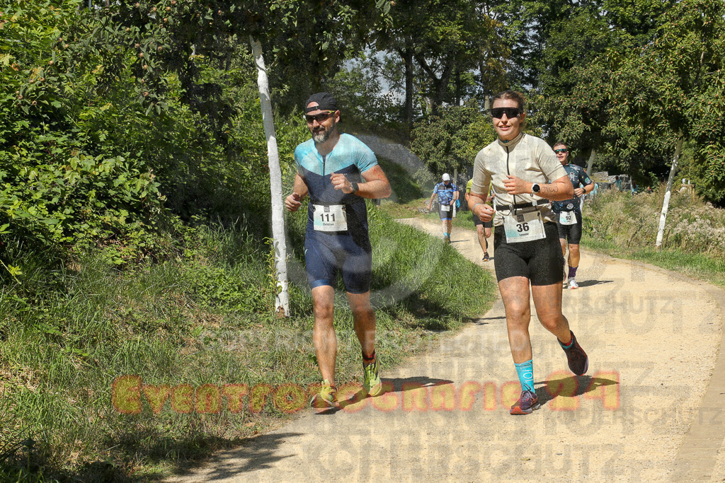 250824_1231_EX1_9611 | Sportfotografie im Rhein-Sieg Kreis, Köln, Bonn, NRW, Rheinland Pfalz, Hessen, etc. Unser Tätigkeitsfeld umfasst den Laufsport vom Volkslauf über den Marathon, Duathlon, Triathon bis zum Ultralauf wie Kölnpfad Ultra oder Schindertrail.